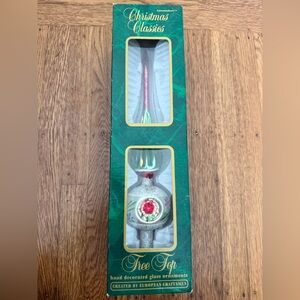 Midcentury Vintage Glass Tree Top Ornament - Red and Green made in Romania